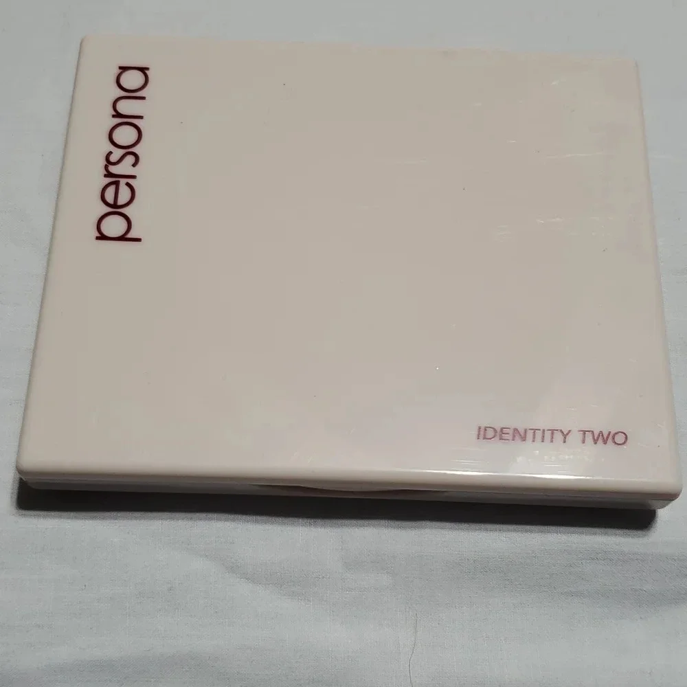 Persona identity two pallet new!